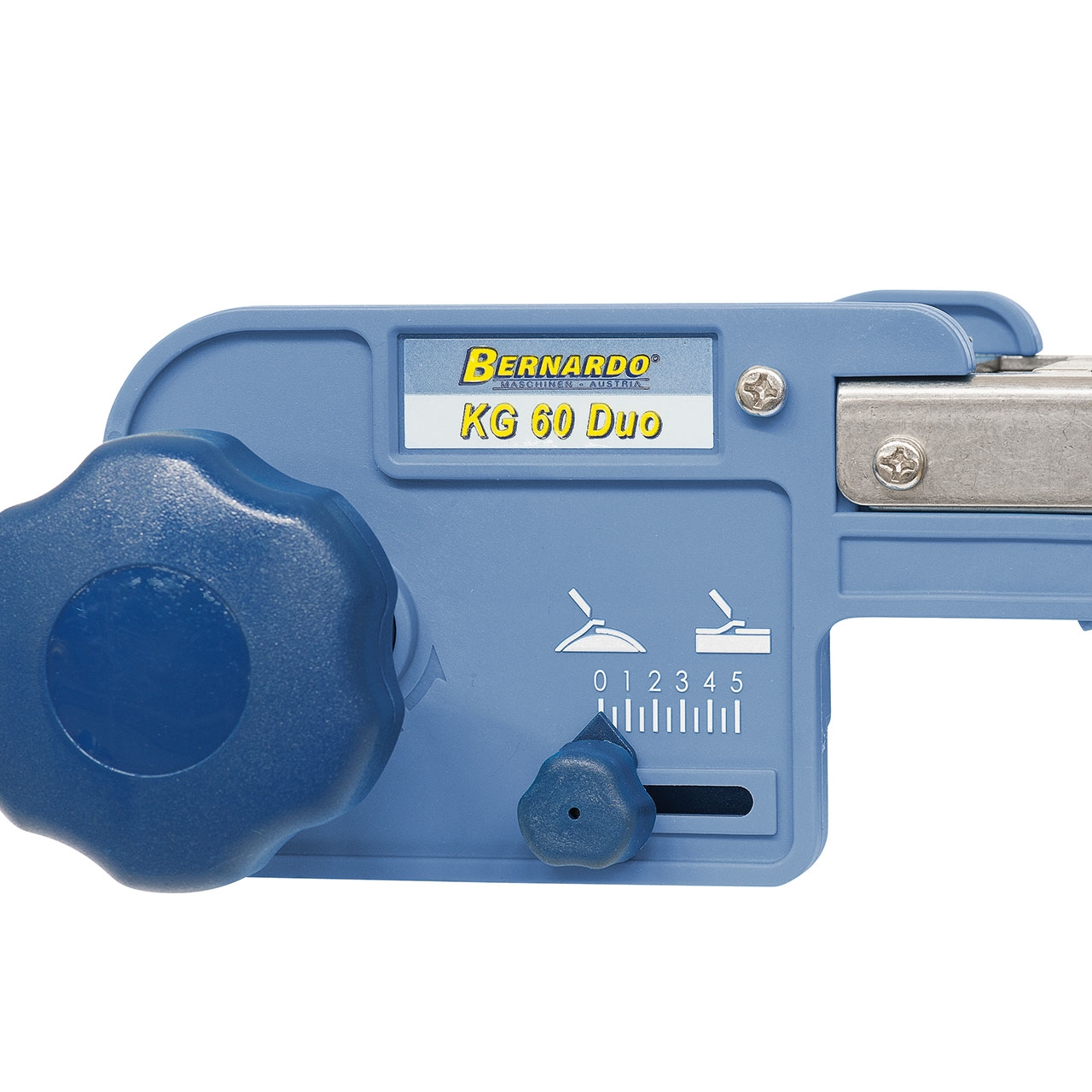 SM 470 Bernardo Manuelle Sickenmaschine