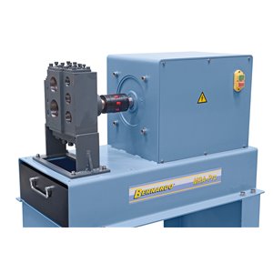 Motorischer Rohrausklinker MRA-Pro mit Untergestell