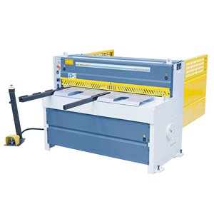 Motorische Tafelschere MTA 1560 x 3 mm mit man. Hinteranschlag *