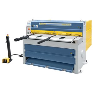 Motorische Tafelschere mit Blechauswurf nach vorne und hinten MTR 1360 x 3 mm NCC mit pneumat. Blechhochhaltevorrichtung *