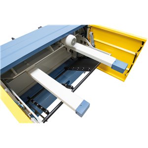 Motorische Tafelschere mit Blechauswurf nach vorne und hinten MTR 1560 x 3 mm NCC mit pneumat. Blechhochhaltevorrichtung *