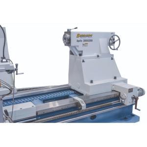 Schwerdrehmaschine Apollo 2000 x 8000 inkl. 3-Achs Digitalanzeige