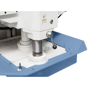 FU 2000 E Servo Bernardo Universalfräsmaschine