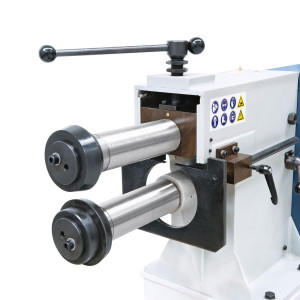 MSM 500 C Bernardo Motorische Sickenmaschine