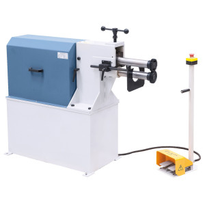 MSM 400 C Bernardo Motorische Sickenmaschine