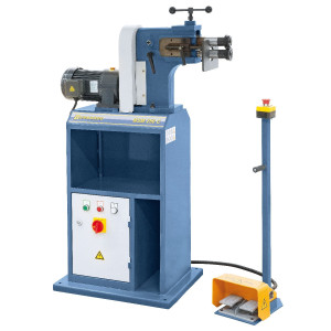 MSM 250 C Bernardo Motorische Sickenmaschine